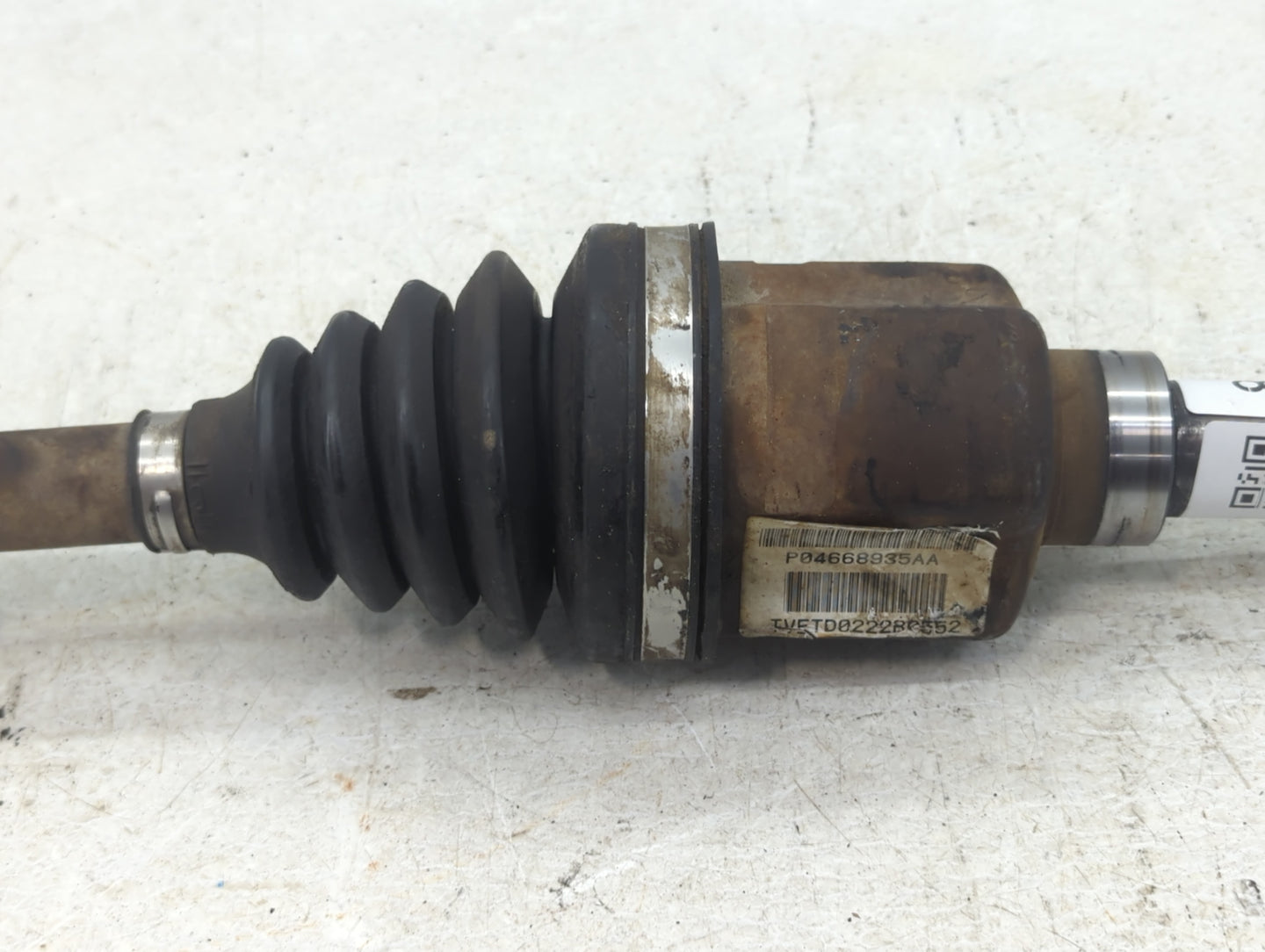 2001-2002 Chrysler Pt Cruiser Axle Shaft Front Driver Cv C/v - Oemusedautoparts1.com