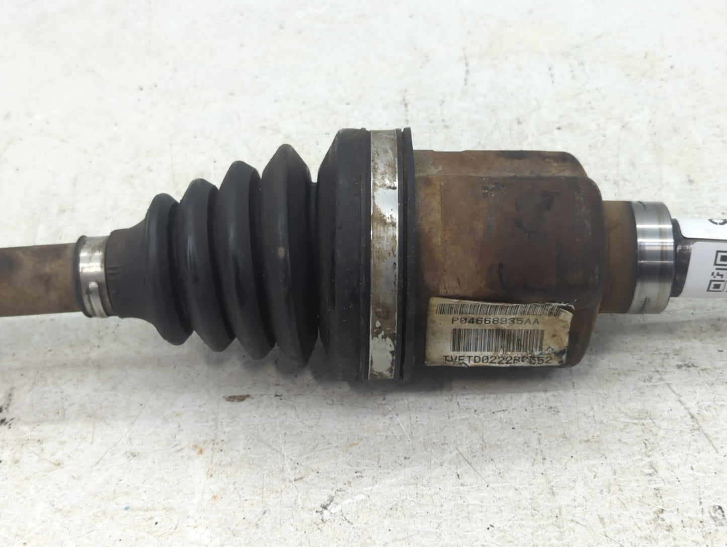 2001-2002 Chrysler Pt Cruiser Axle Shaft Front Driver Cv C/v - Oemusedautoparts1.com