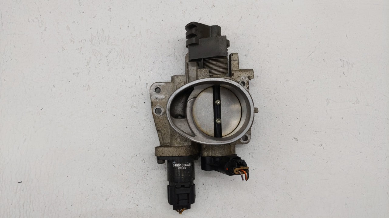 2001-2003 Chrysler Sebring Throttle Body P/N:04861036AB Fits Fits 2001 2002 2003 OEM Used Auto Parts - Oemusedautoparts1.com