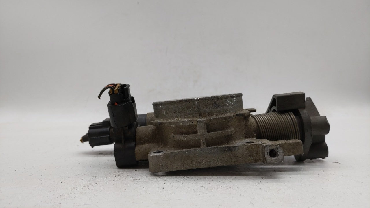 2001-2003 Chrysler Sebring Throttle Body P/N:04861036AB Fits Fits 2001 2002 2003 OEM Used Auto Parts - Oemusedautoparts1.com