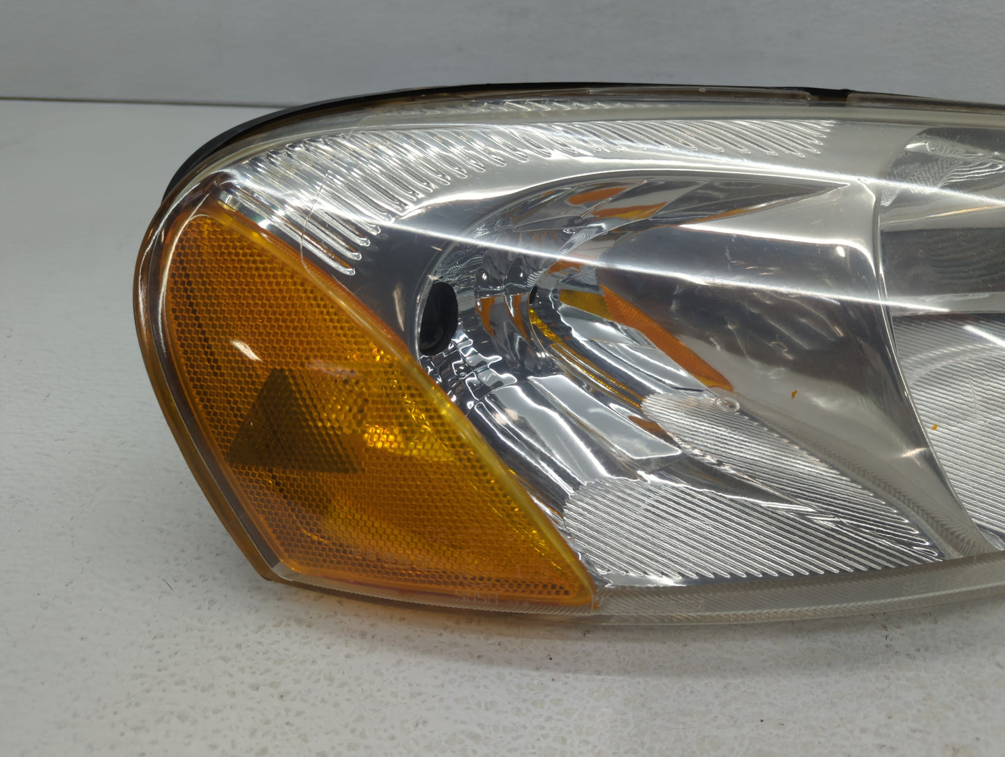 2003-2003 Chrysler Sebring Passenger Right Oem Head Light Headlight Lamp - Oemusedautoparts1.com