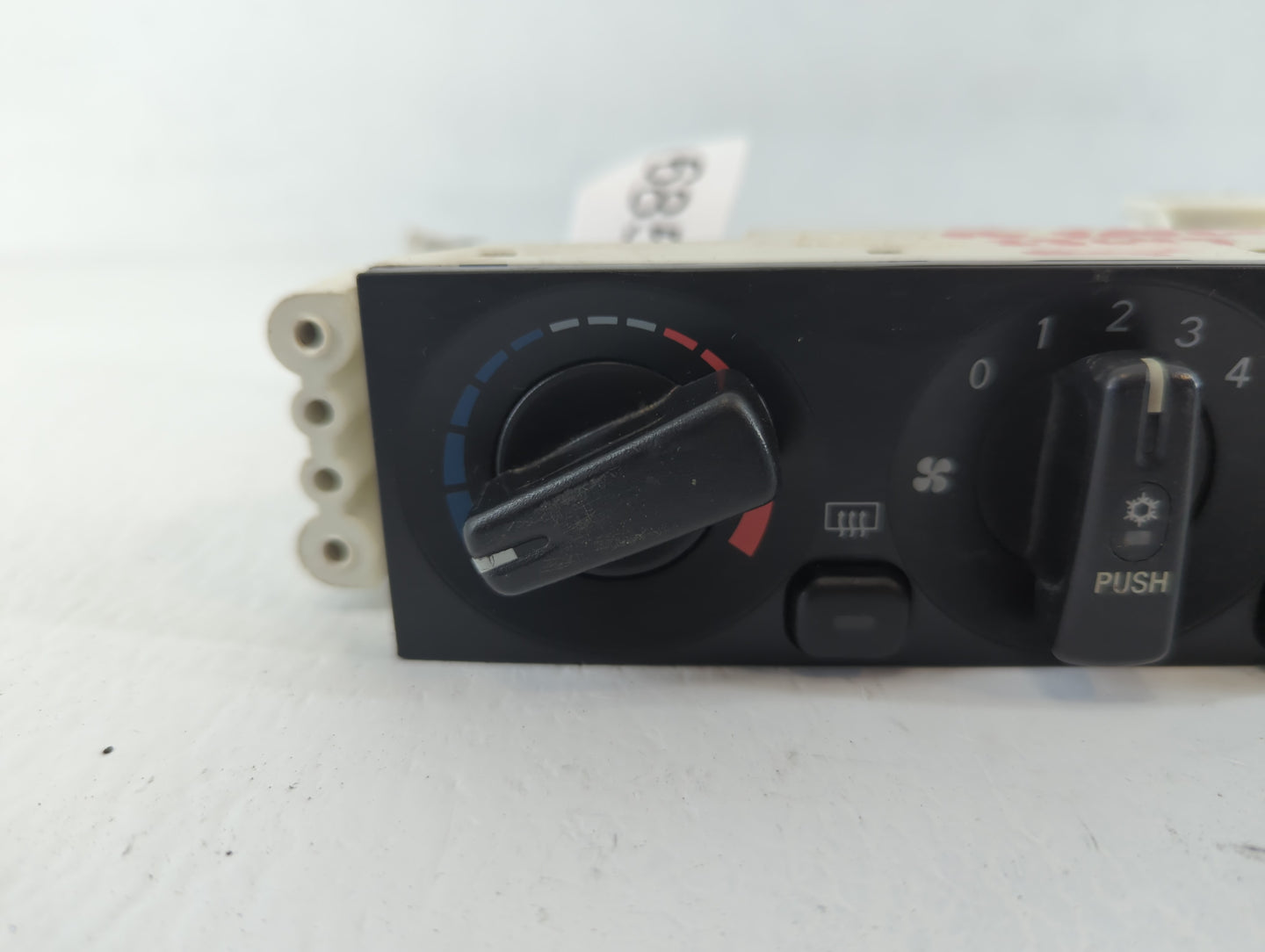 2001-2002 Chrysler Sebring Climate Control Module Temperature AC/Heater Replacement Fits Fits 2001 2002 OEM Used Auto Parts 