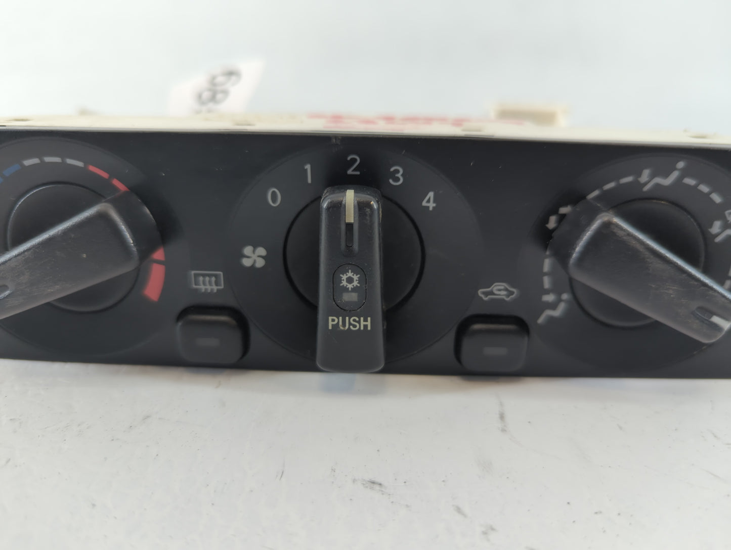 2001-2002 Chrysler Sebring Climate Control Module Temperature AC/Heater Replacement Fits Fits 2001 2002 OEM Used Auto Parts 