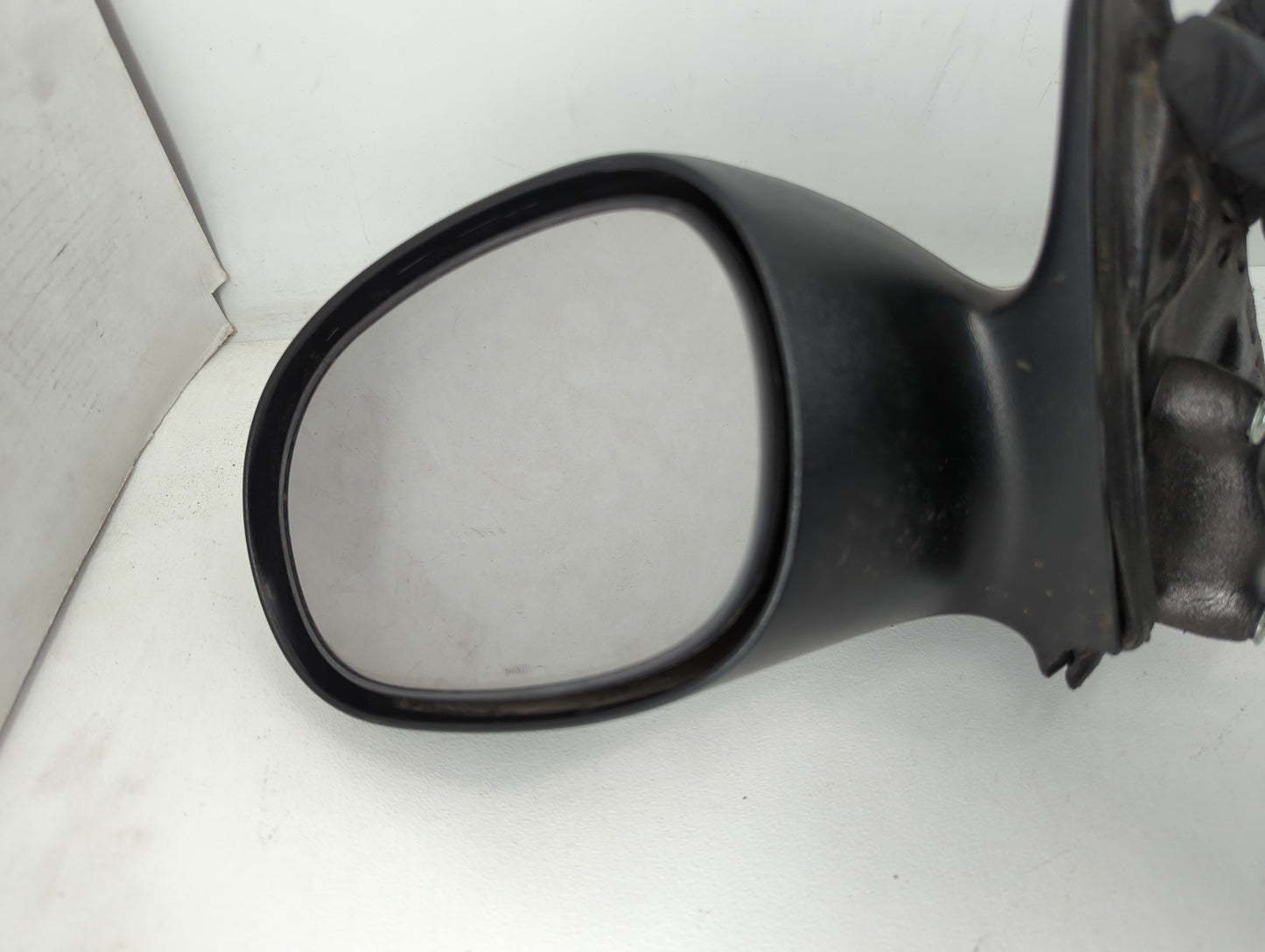 2001-2002 Chrysler Sebring Driver Side View Mirror - Left Door Mirror OEM Used - Oemusedautoparts1.com