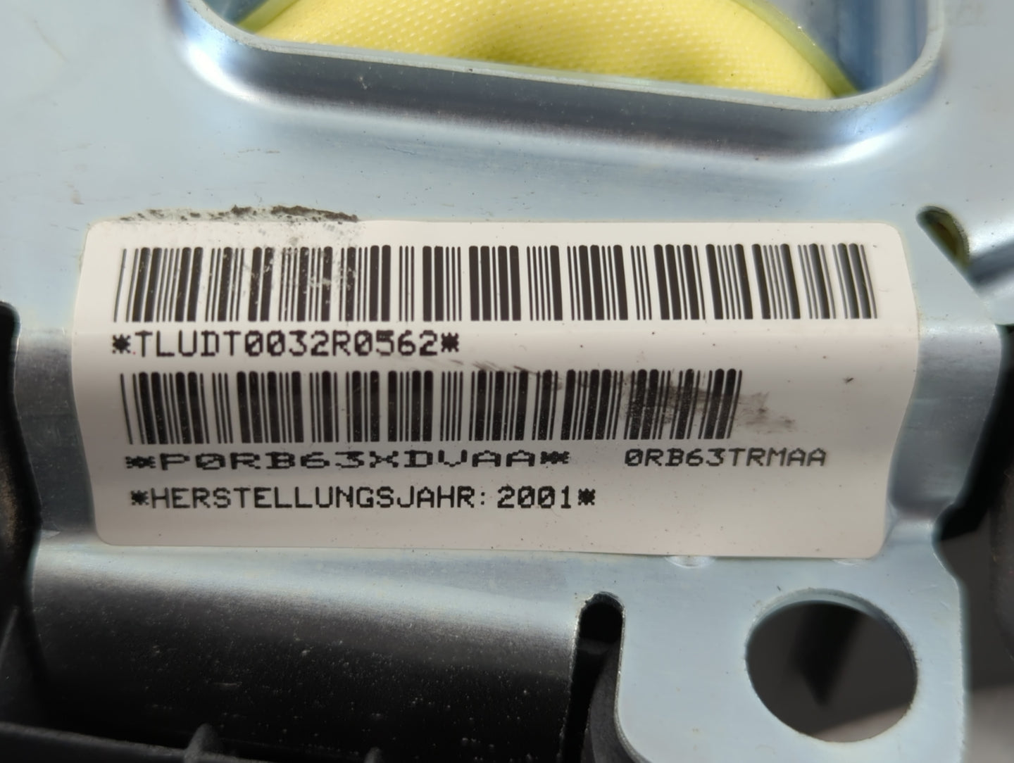 2001-2004 Chrysler Sebring Air Bag Driver Left Steering Wheel Mounted - Oemusedautoparts1.com