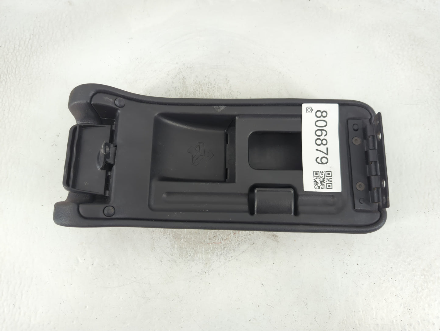 2001-2002 Chrysler Sebring Center Console Armrest Cover Lid P/N:VB9425 Fits Fits 2001 2002 OEM Used Auto Parts - Oemusedauto