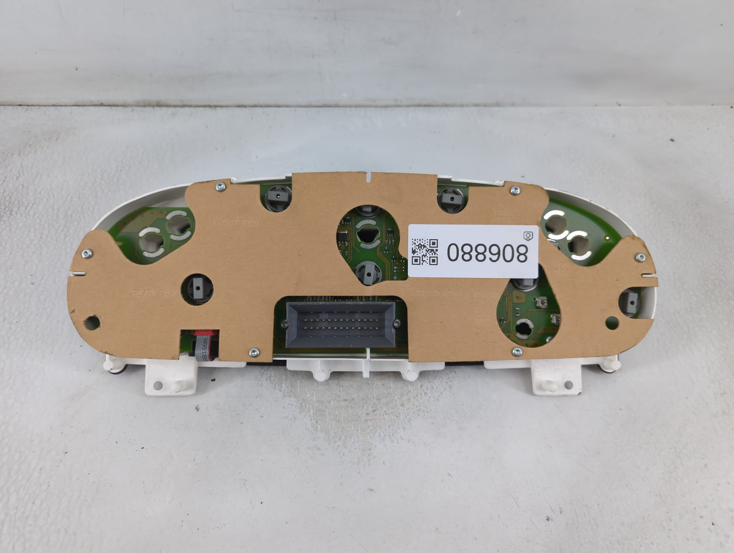 2001-2002 Chrysler Sebring Instrument Cluster Speedometer Gauges P/N:P05026194AH Fits Fits 2001 2002 OEM Used Auto Parts - O