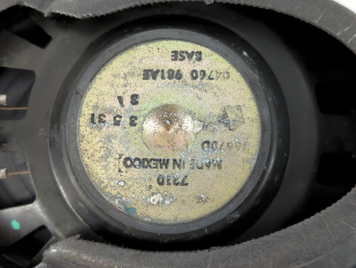 2002 Chrysler Sebring Speaker/subwoofer - Oemusedautoparts1.com
