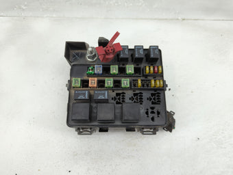 compare product 2002 Chrysler Stratus Fusebox Fuse Box Panel Relay Module P/N:04608767AC Fits OEM Used Auto Parts