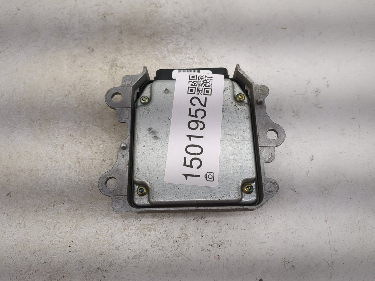 Chrysler Town And Country Safety Restraint Srs Airbag Control Module 1501952 - Oemusedautoparts1.com