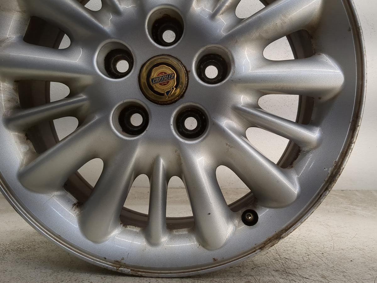 2001-2003 Chrysler Town & Country Oem Wheel Rim 1212736 - Oemusedautoparts1.com