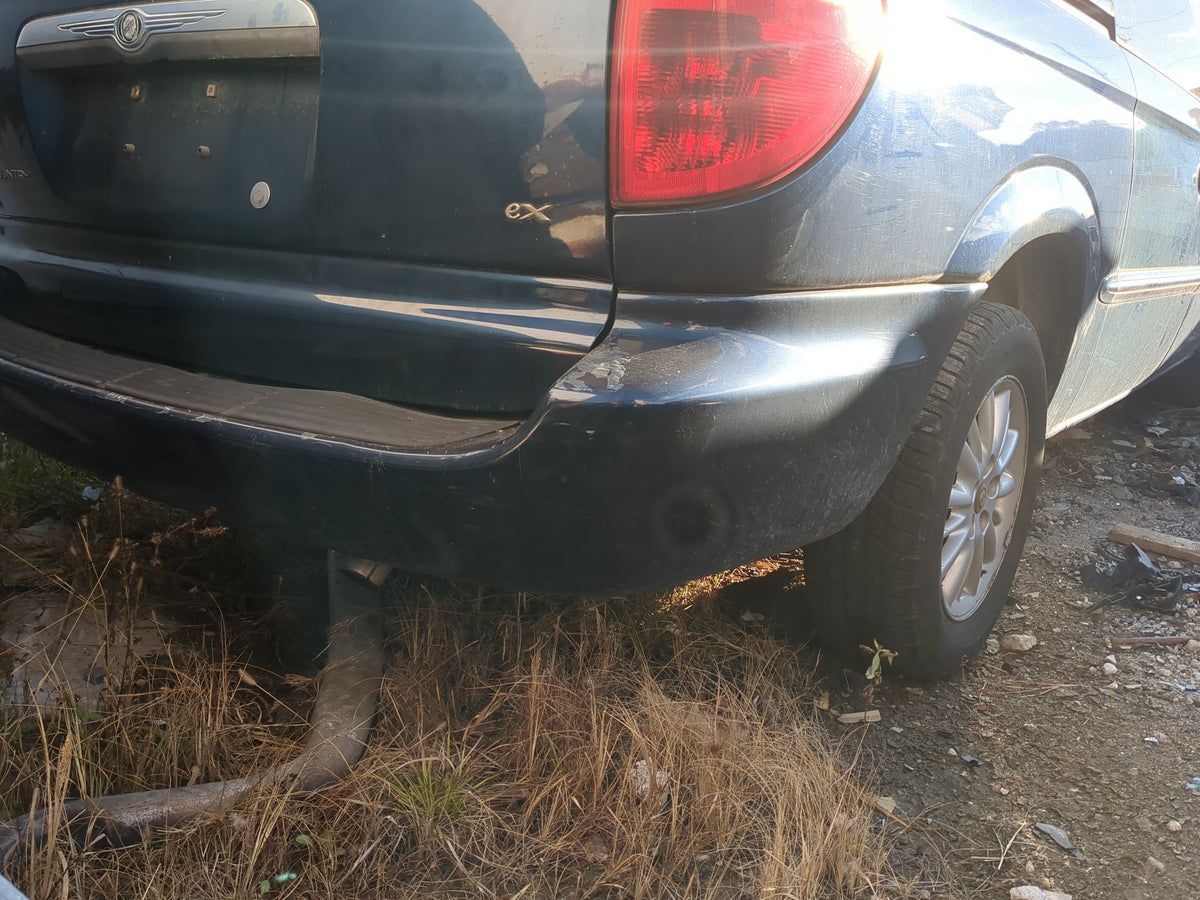 2001-2004 Chrysler Town & Country Rear Bumper Assembly Oem - Oemusedautoparts1.com