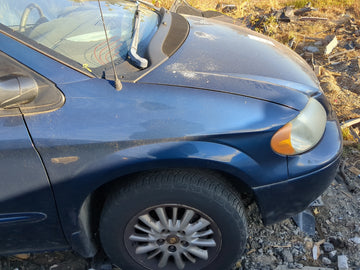 2001-2007 Chrysler Town & Country Passenger Fender - Oemusedautoparts1.com