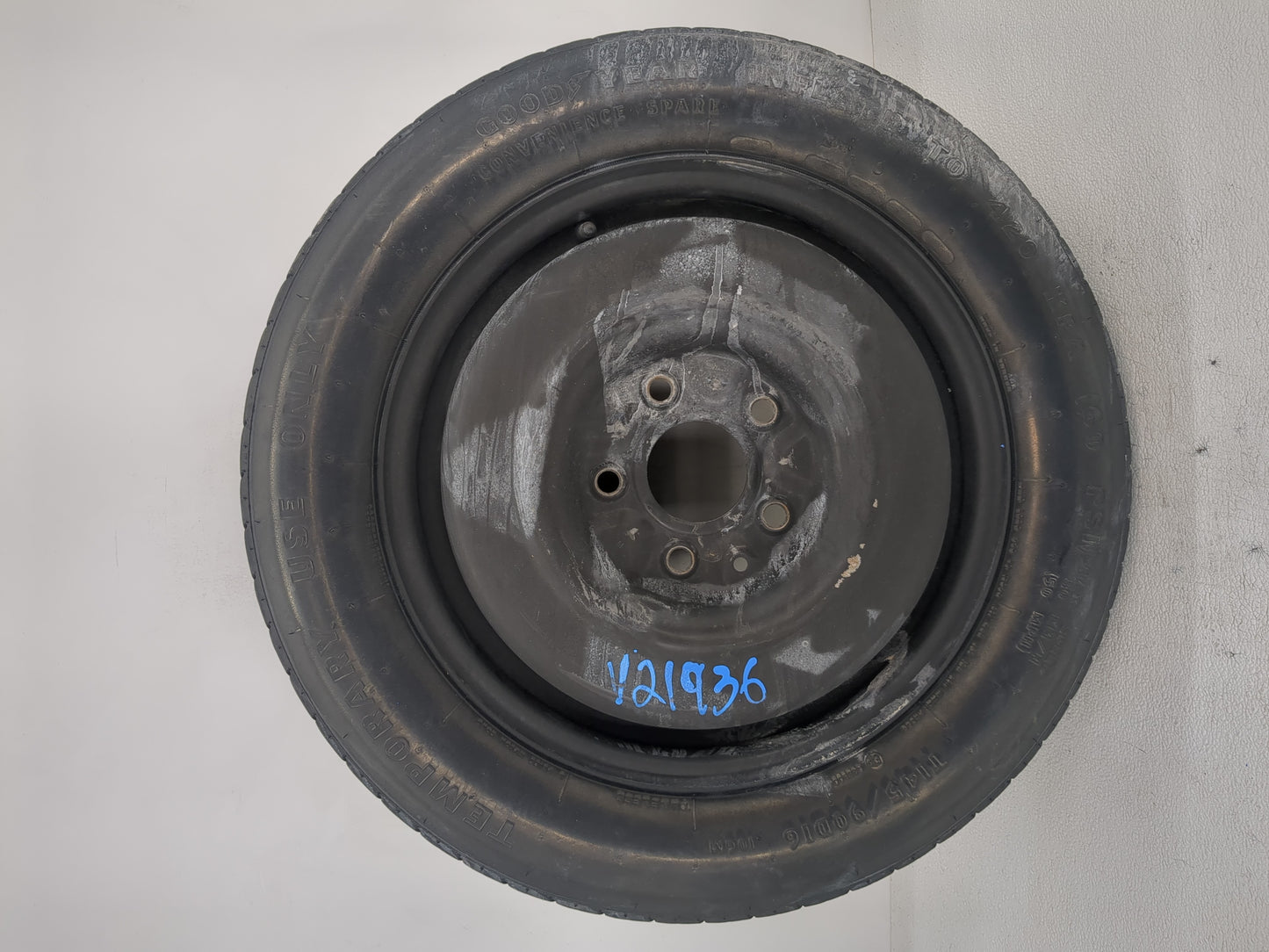 2001-2007 Chrysler Town & Country Spare Donut Tire Wheel Rim Oem - Oemusedautoparts1.com