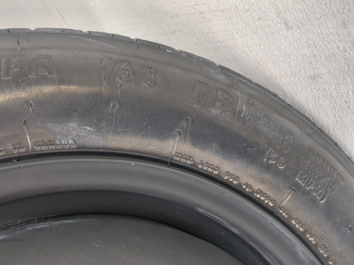2001-2007 Chrysler Town & Country Spare Donut Tire Wheel Rim Oem - Oemusedautoparts1.com
