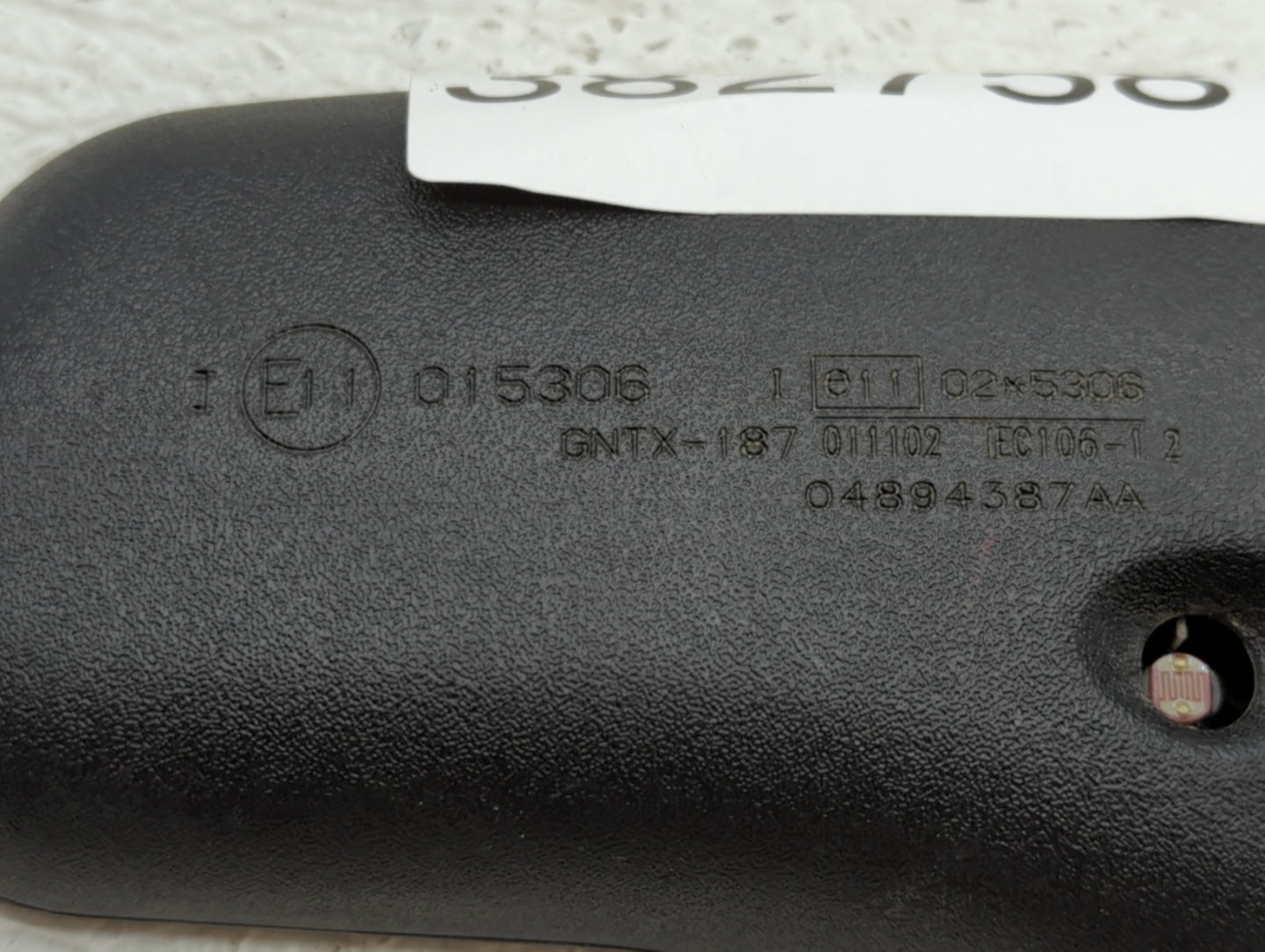 2002 Chrysler Town & Country Interior Rear View Mirror Replacement OEM P/N:E11015306 Fits OEM Used Auto Parts - Oemusedautop