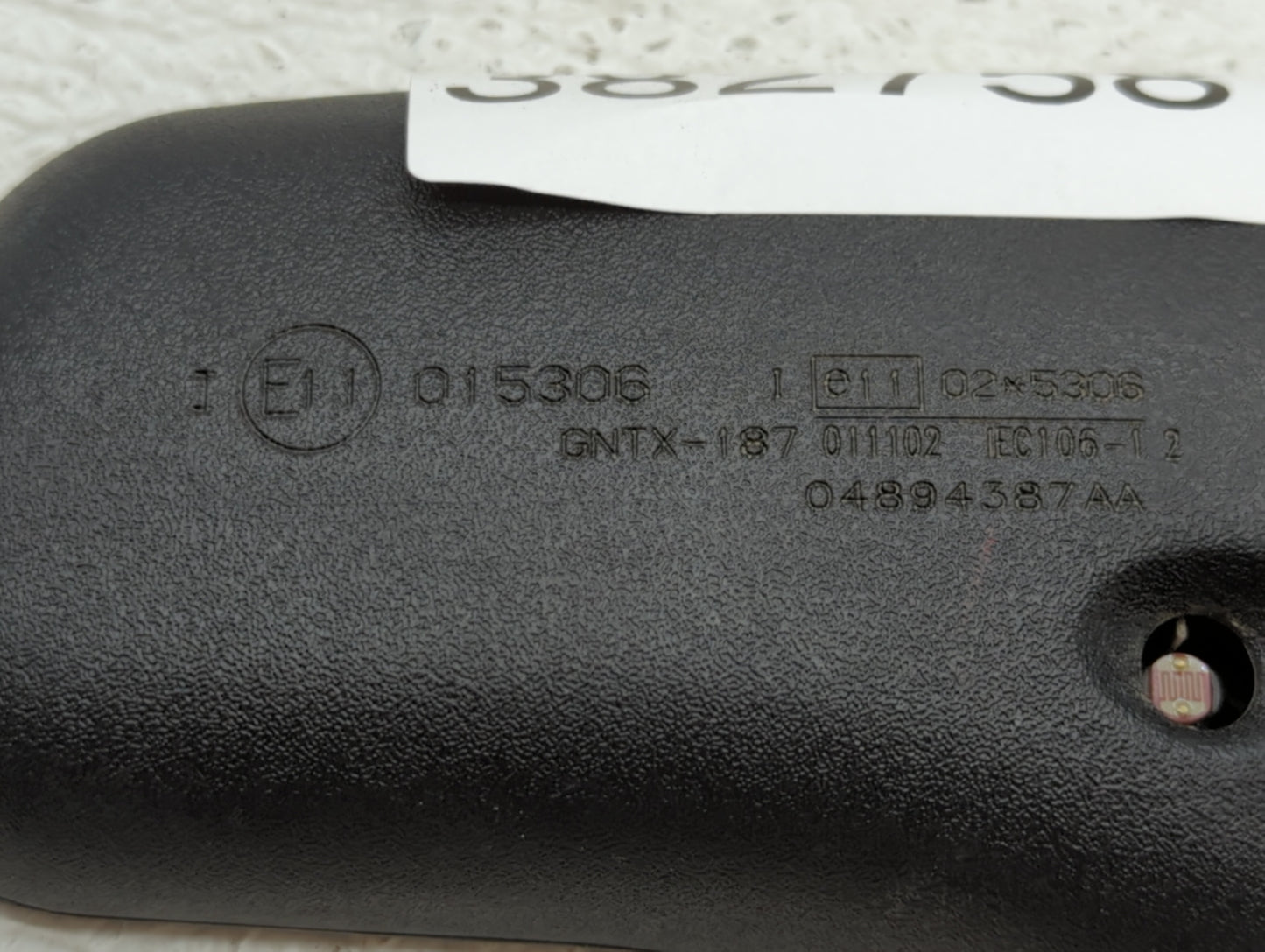 2002 Chrysler Town & Country Interior Rear View Mirror Replacement OEM P/N:E11015306 Fits OEM Used Auto Parts - Oemusedautop