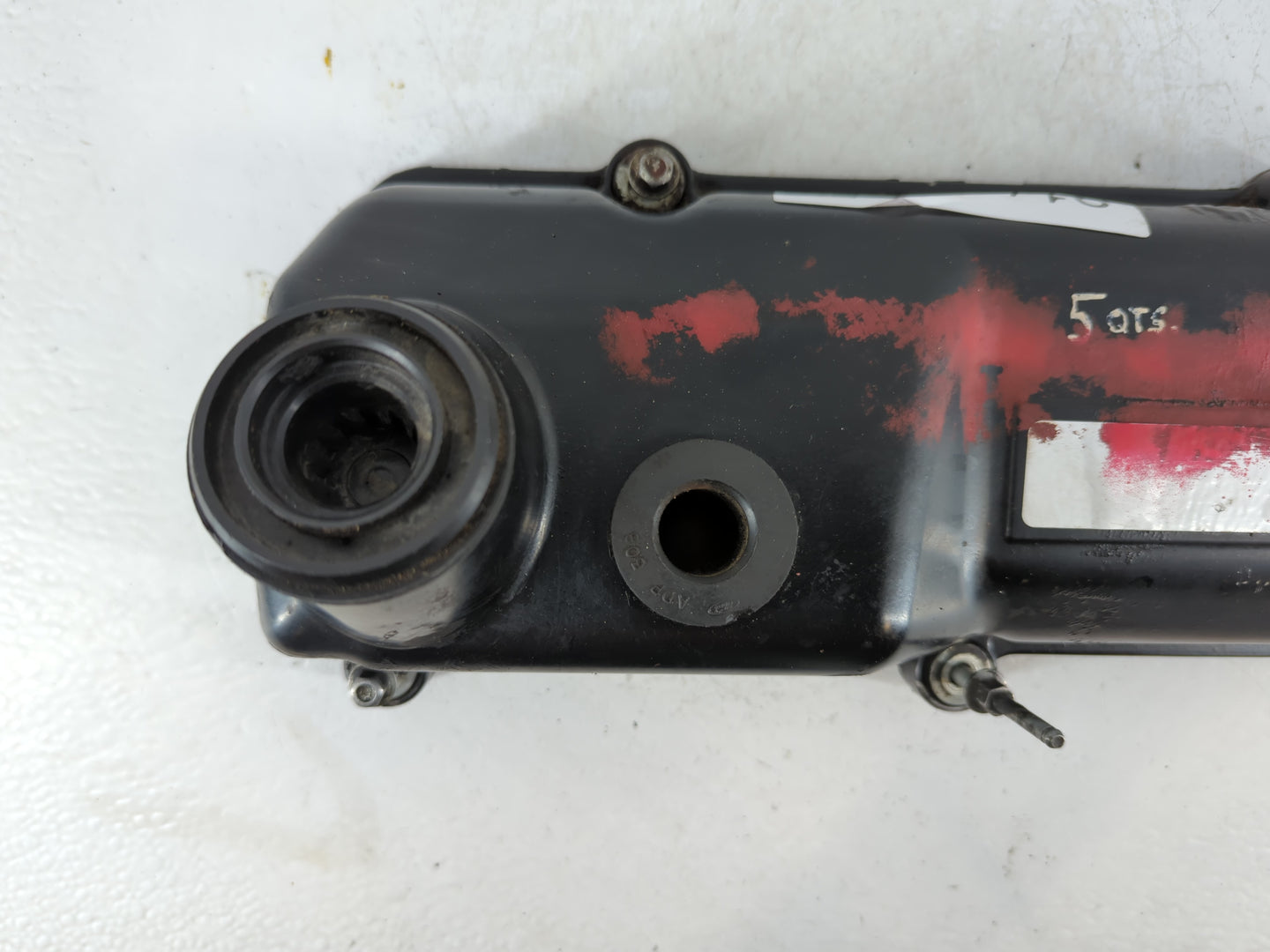 2002 Chrysler Windsor Driver Left Cylinder Head Valve Cover P/N:F7UE-6A513-DA Fits OEM Used Auto Parts - Oemusedautoparts1.c