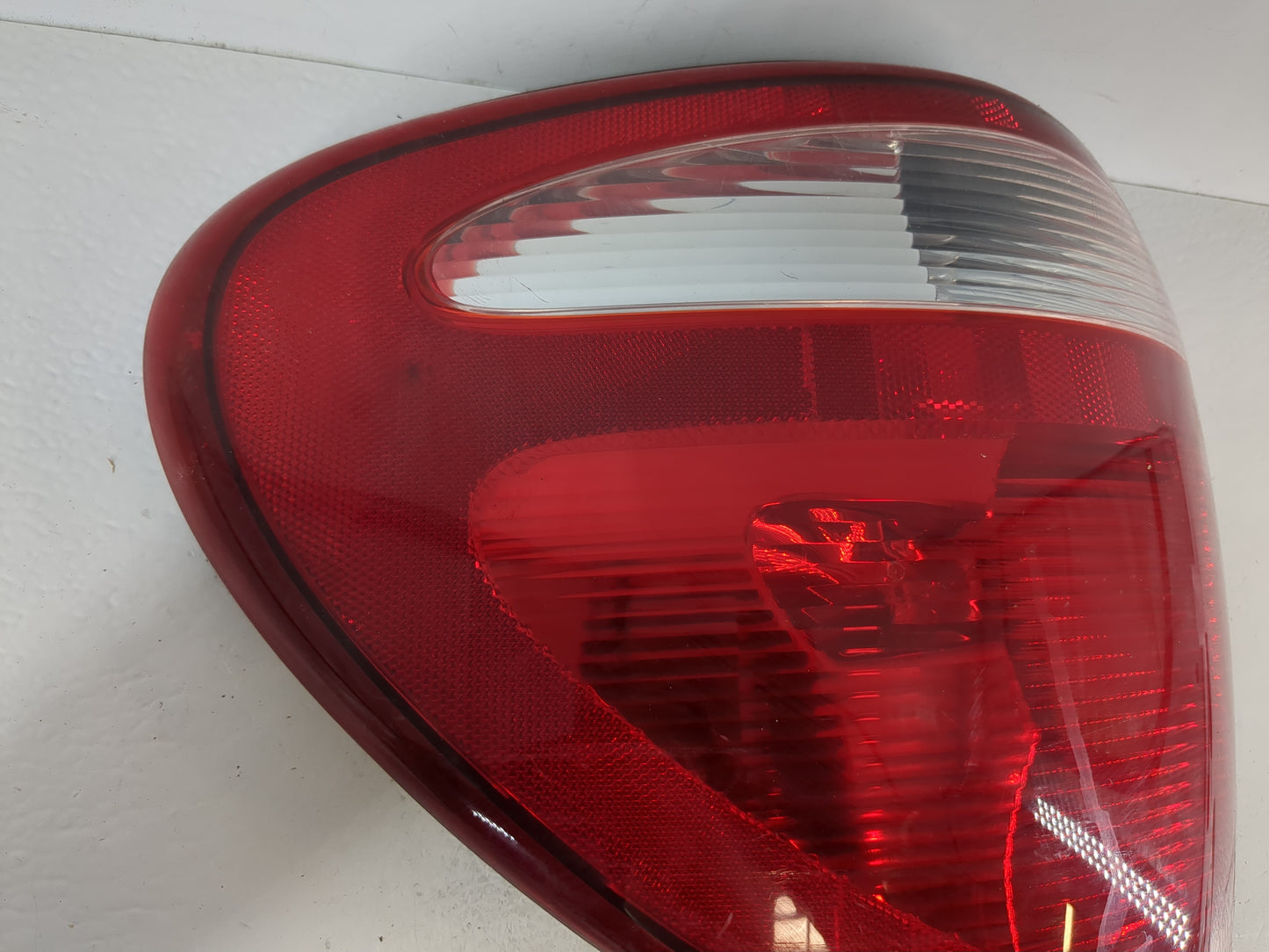 2001-2003 Dodge Caravan Tail Light Assembly Driver Left OEM P/N:04857601 Fits Fits 2001 2002 2003 OEM Used Auto Parts - Oemu
