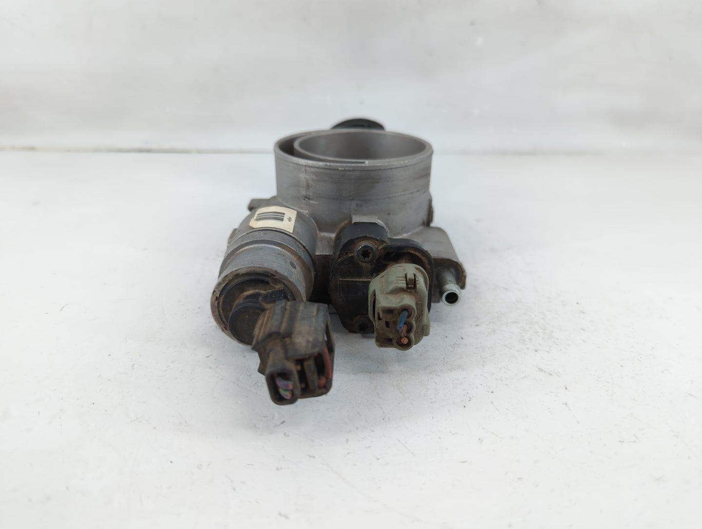 2002 Dodge Caravan Throttle Body P/N:04861255AB K2110, 526-01 Fits Fits 2001 OEM Used Auto Parts - Oemusedautoparts1.com
