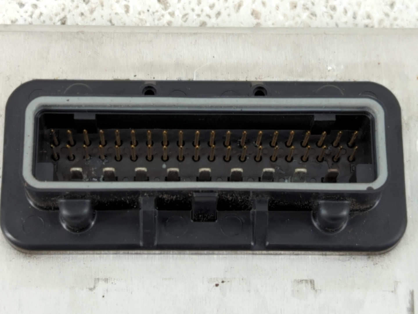 2002-2002 Dodge Caravan Body Control Module Bcm Inner Cabin Fuse Box - Oemusedautoparts1.com