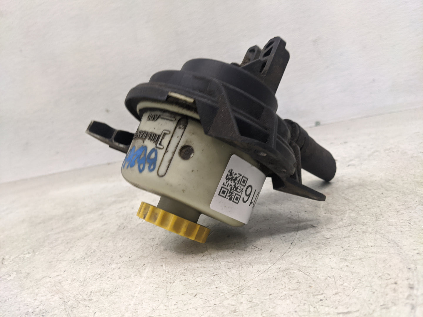 2002 Dodge Caravan Power Steering Reservoir - Oemusedautoparts1.com