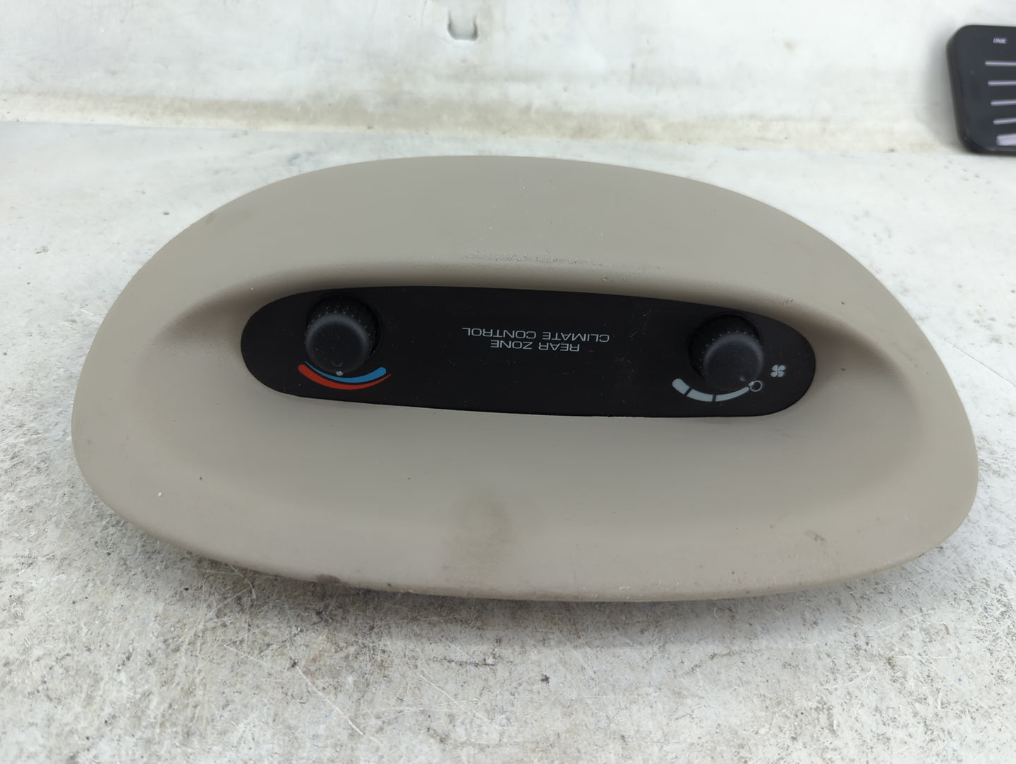 2001-2007 Dodge Caravan Climate Control Module Temperature AC/Heater Replacement P/N:4685797AA Fits OEM Used Auto Parts - Oe