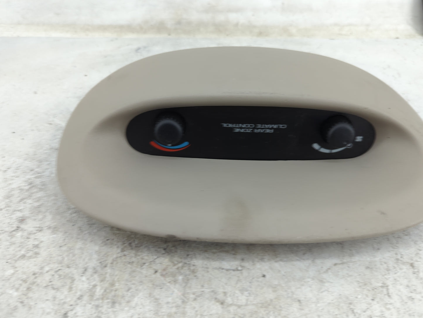 2001-2007 Dodge Caravan Climate Control Module Temperature AC/Heater Replacement P/N:4685797AA Fits OEM Used Auto Parts - Oe