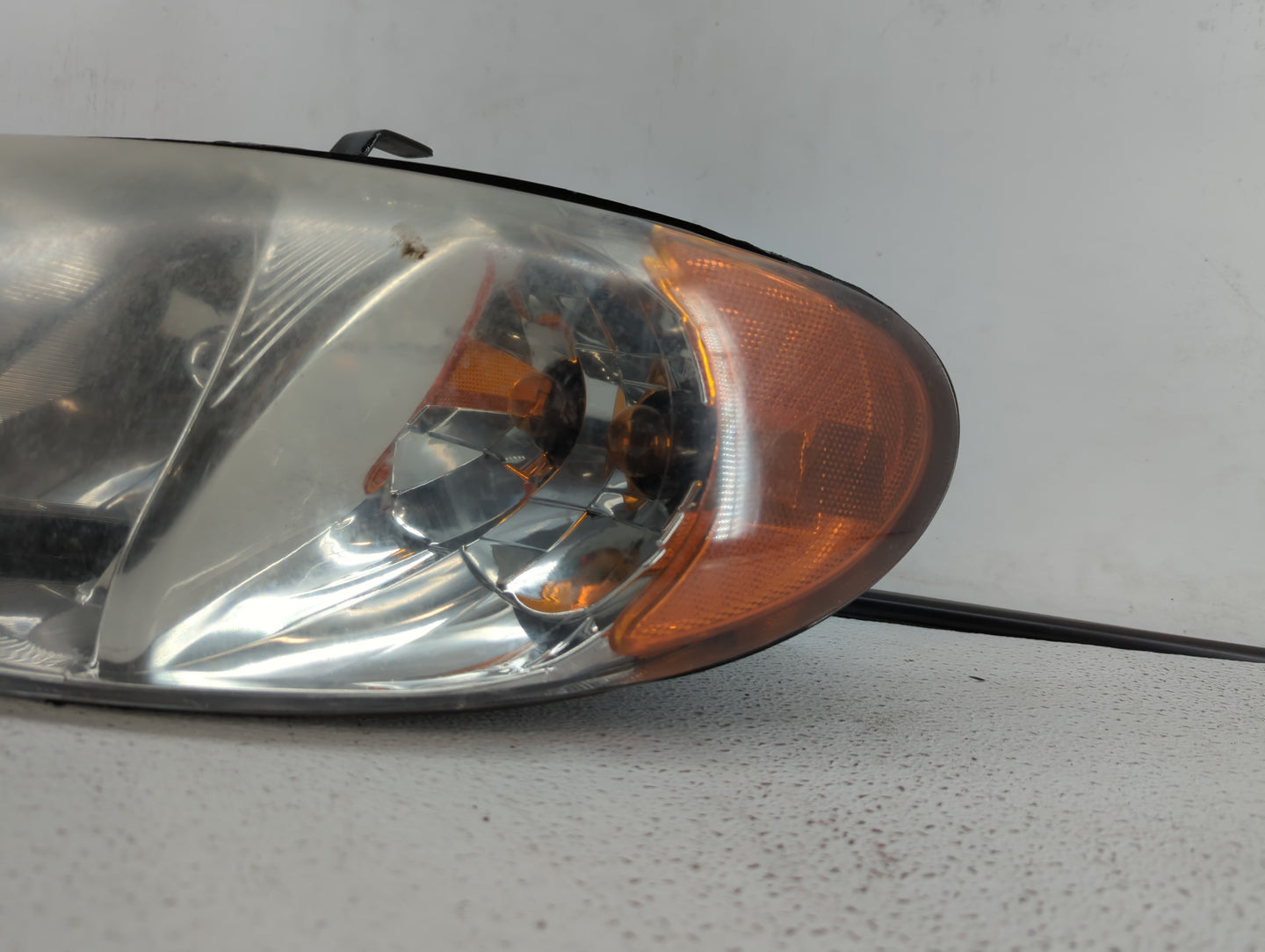 2001-2007 Dodge Caravan Driver Left Oem Head Light Headlight Lamp - Oemusedautoparts1.com