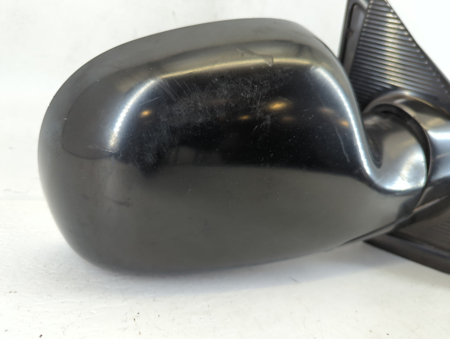 2001-2004 Dodge Caravan Passenger Side View Mirror - Right Door Mirror OEM Used - Oemusedautoparts1.com