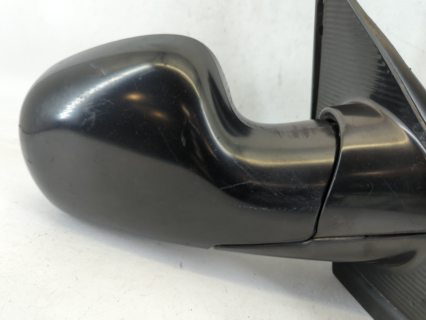 2001-2004 Dodge Caravan Passenger Side View Mirror - Right Door Mirror OEM Used - Oemusedautoparts1.com