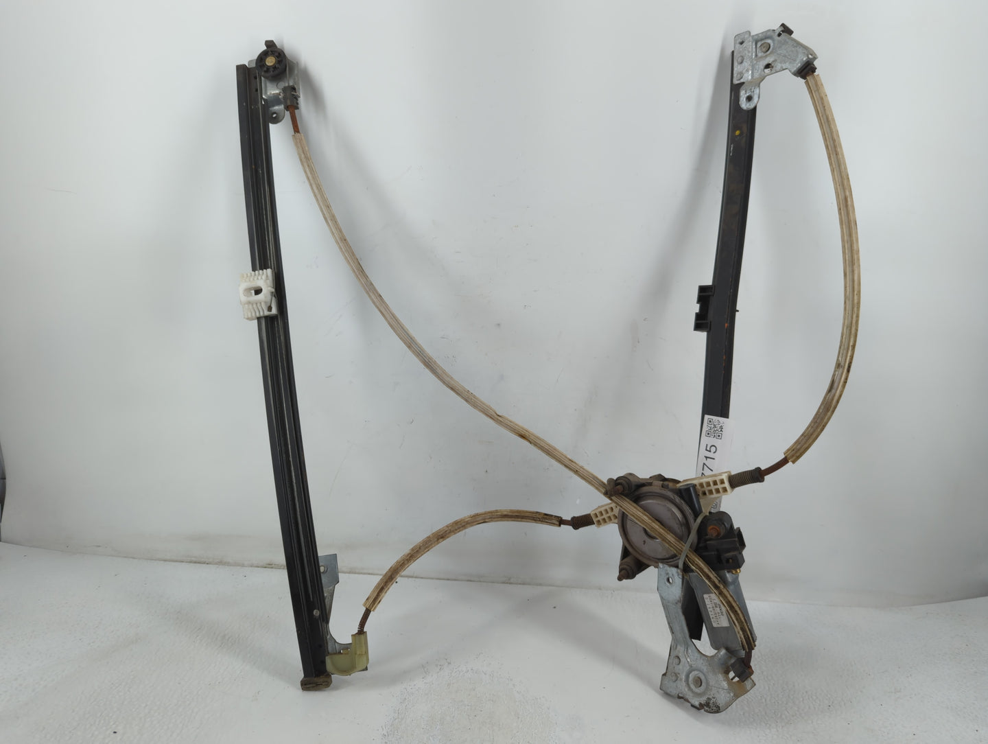 2001-2003 Dodge Caravan Driver Left Front Window Regulator - Oemusedautoparts1.com