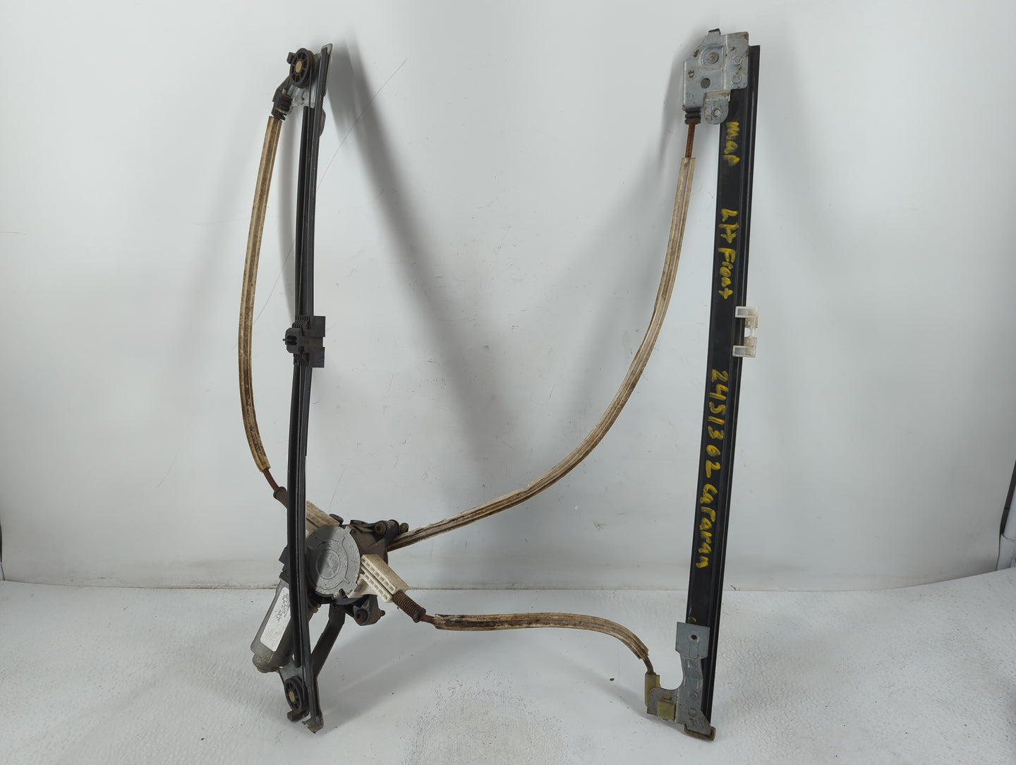 2001-2003 Dodge Caravan Driver Left Front Window Regulator - Oemusedautoparts1.com