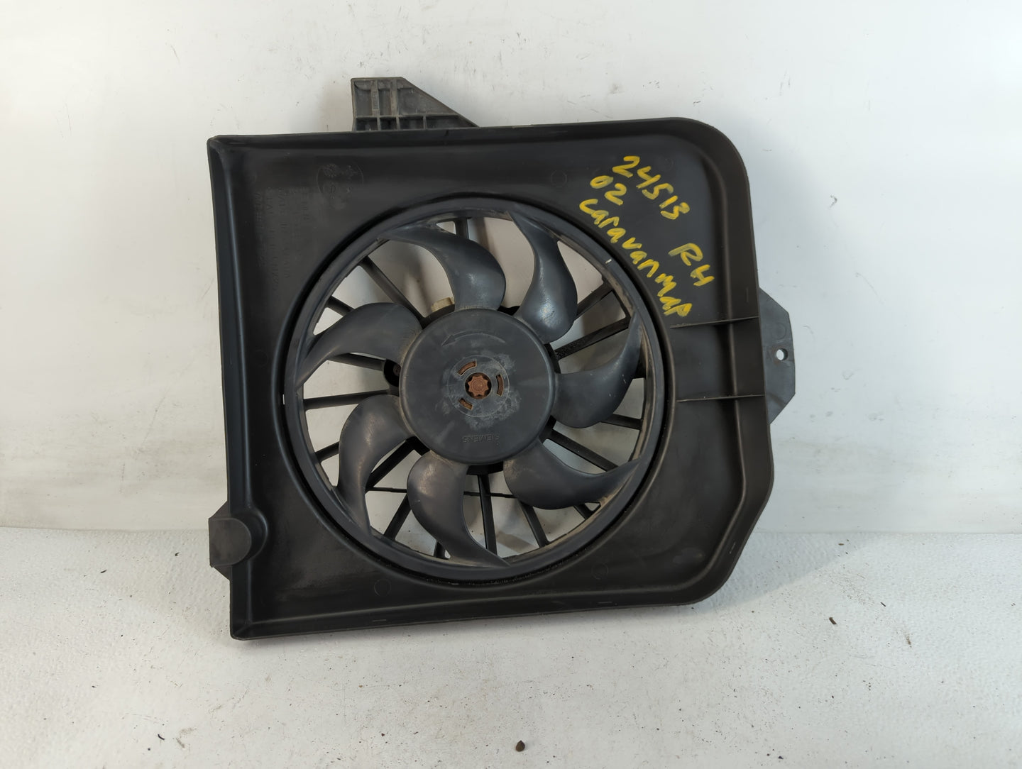 2001-2005 Dodge Caravan Electric Radiator Cooling Fan Motor Assembly - Oemusedautoparts1.com