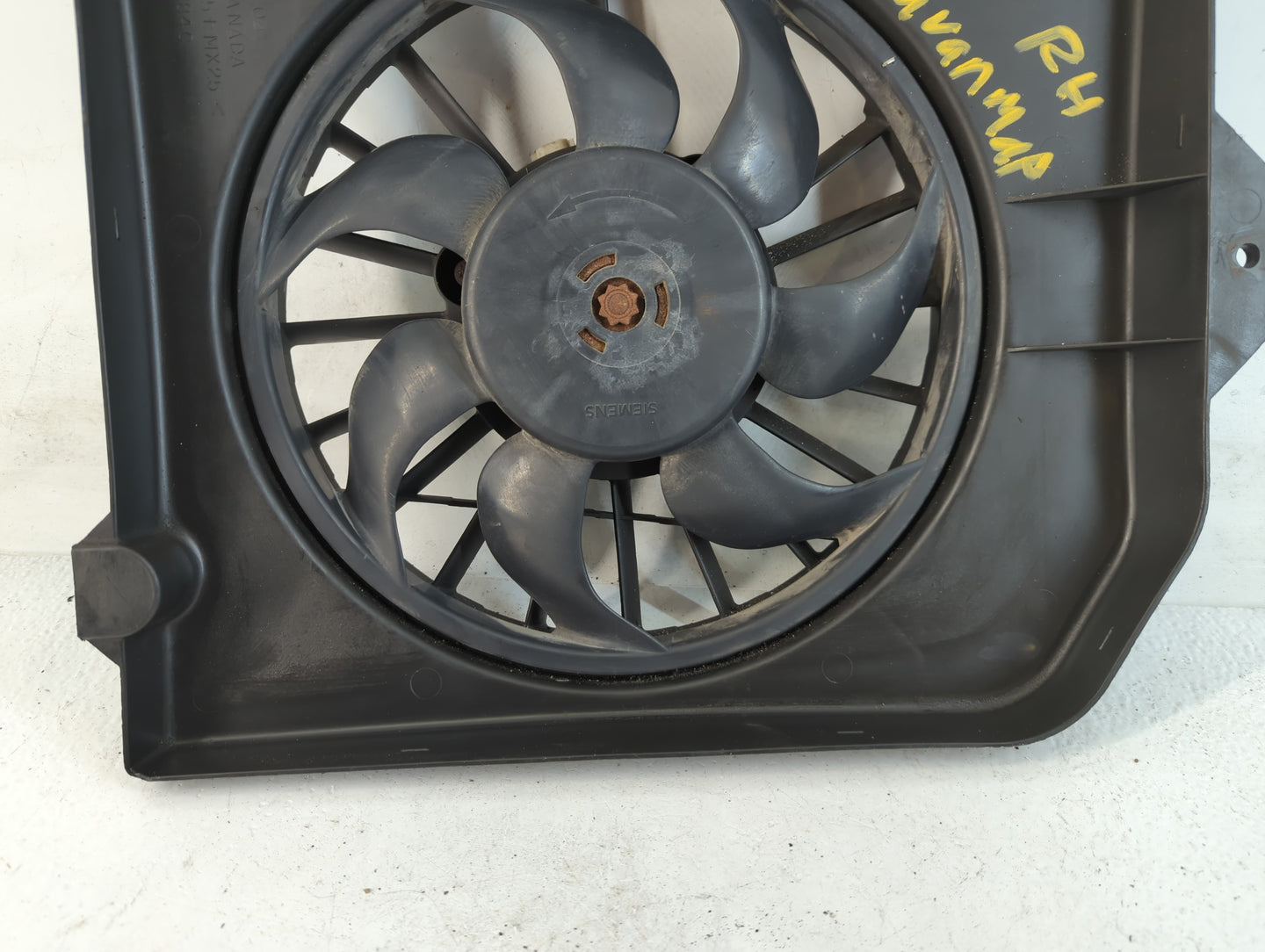 2001-2005 Dodge Caravan Electric Radiator Cooling Fan Motor Assembly - Oemusedautoparts1.com