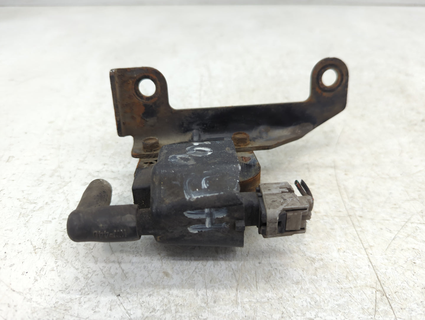 1998-2003 Dodge Dakota Ignition Coil Igniter Pack - Oemusedautoparts1.com