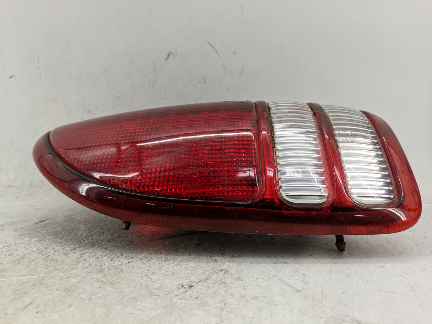 1997-2004 Dodge Dakota Tail Light Assembly Driver Left OEM P/N:55055113 Fits Fits 1997 1998 1999 2000 2001 2002 2003 2004 OE