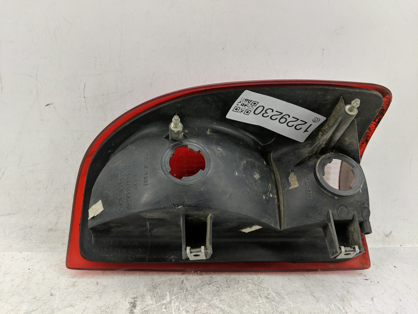 1997-2004 Dodge Dakota Tail Light Assembly Driver Left OEM Fits Fits 1997 1998 1999 2000 2001 2002 2003 2004 OEM Used Auto P