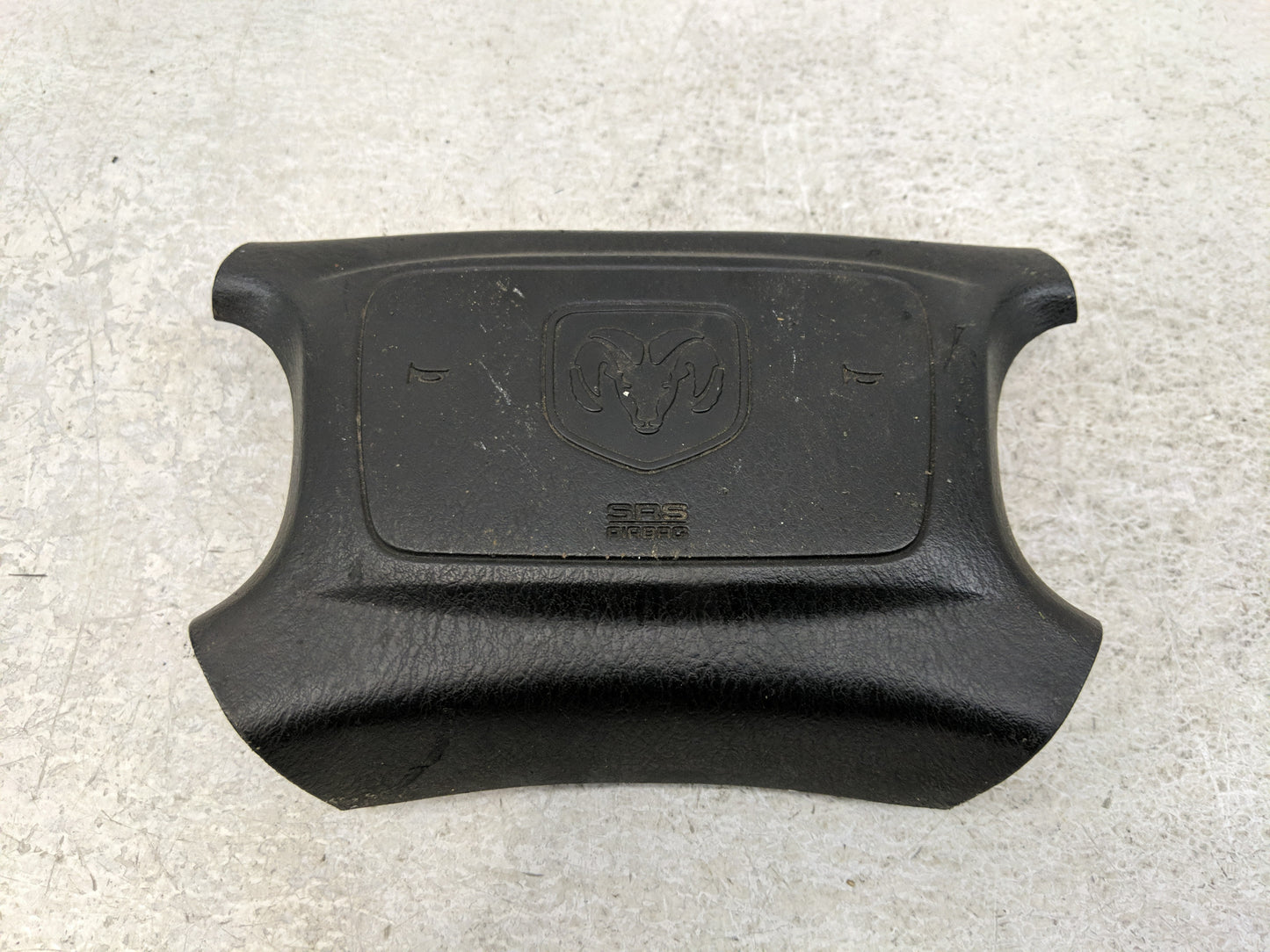 2002-2004 Dodge Dakota Air Bag Driver Left Steering Wheel Mounted P/N:P5GK53DX9AD Fits Fits 2001 2002 2003 2004 OEM Used Aut