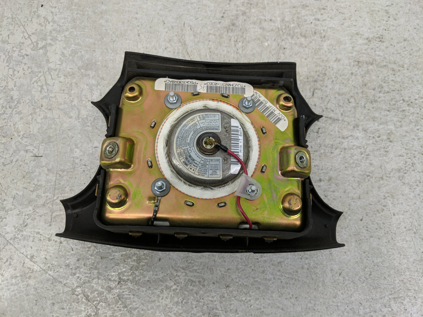 2002-2004 Dodge Dakota Air Bag Driver Left Steering Wheel Mounted P/N:P5GK53DX9AD Fits Fits 2001 2002 2003 2004 OEM Used Aut