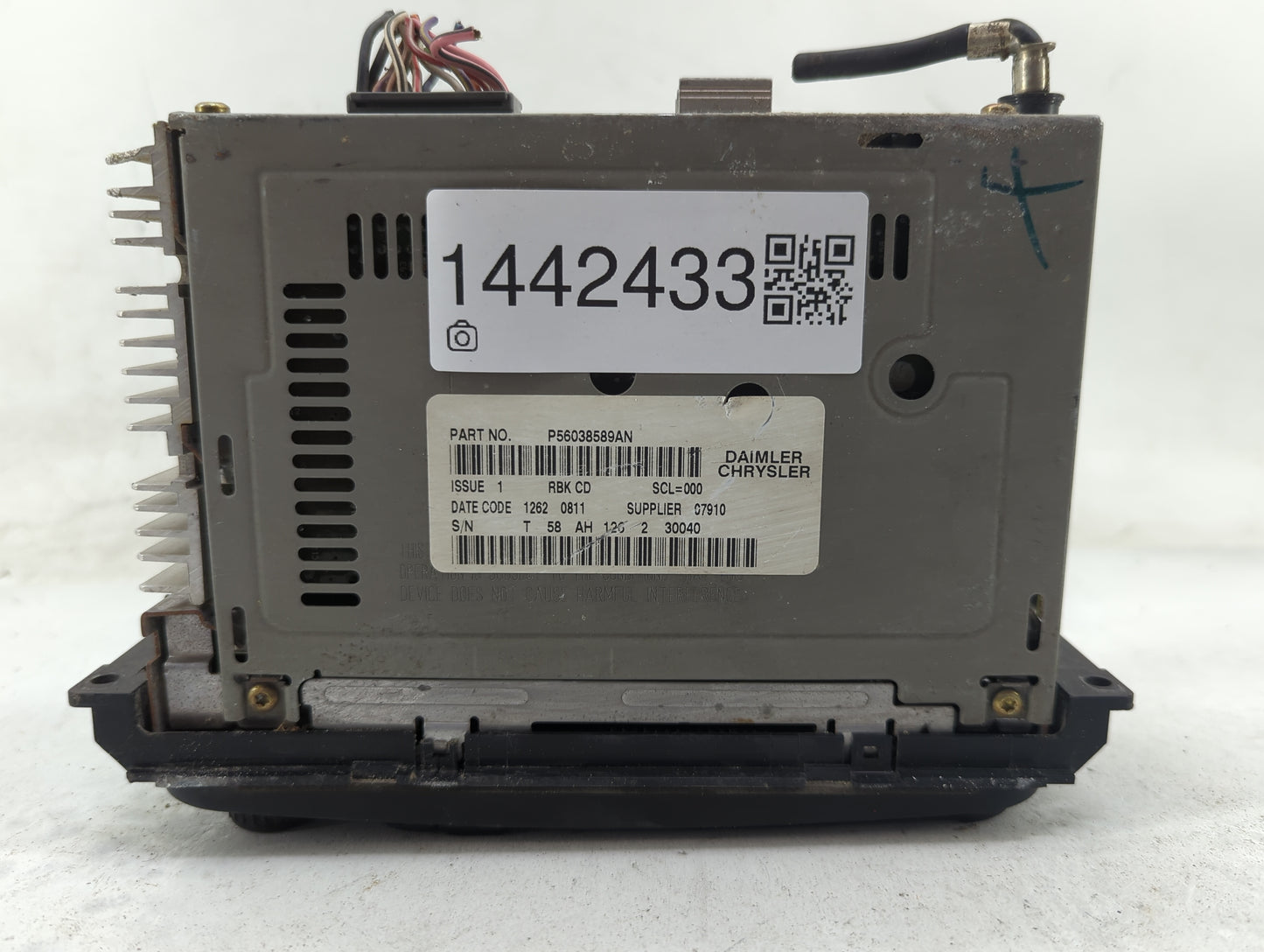 2002-2004 Dodge Dakota Radio AM FM Cd Player Receiver Replacement P/N:P56038589AN Fits OEM Used Auto Parts - Oemusedautopart