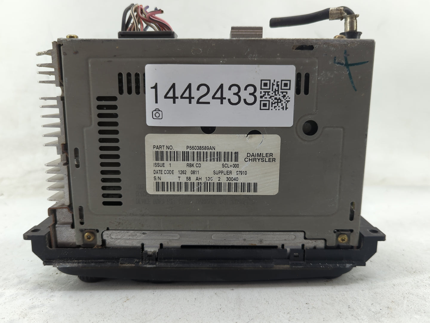 2002-2004 Dodge Dakota Radio AM FM Cd Player Receiver Replacement P/N:P56038589AN Fits OEM Used Auto Parts - Oemusedautopart