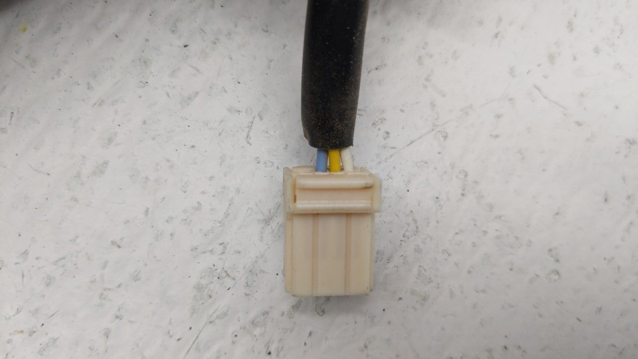 2001-2004 Dodge Dakota Side Mirror Replacement Passenger Right View Door Mirror Fits Fits 2001 2002 2003 2004 OEM Used Auto 