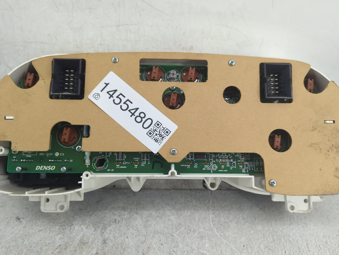 2001-2003 Dodge Durango Instrument Cluster Speedometer Gauges P/N:A646AF MX257410-8082 Miles: Fits Fits 2001 2002 2003 OEM U