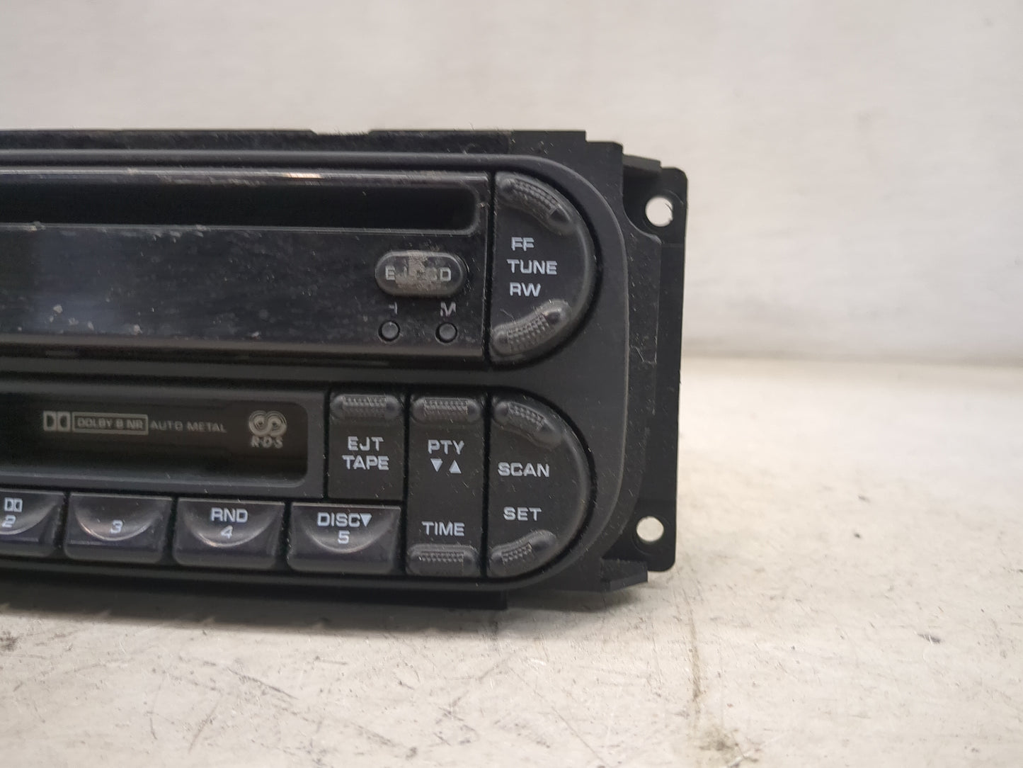 2001-2002 Dodge Durango Radio AM FM Cd Player Receiver Replacement P/N:P56038555AF Fits Fits 1998 1999 2000 2001 2002 OEM Us