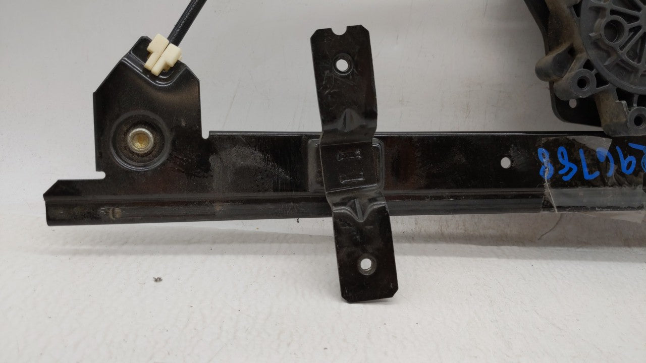 2002 Dodge Durango REAR WINDOW REGULATOR - Oemusedautoparts1.com