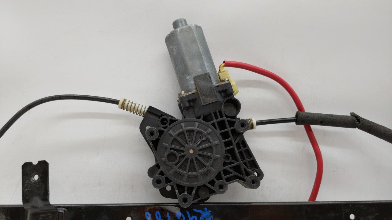 2002 Dodge Durango REAR WINDOW REGULATOR - Oemusedautoparts1.com