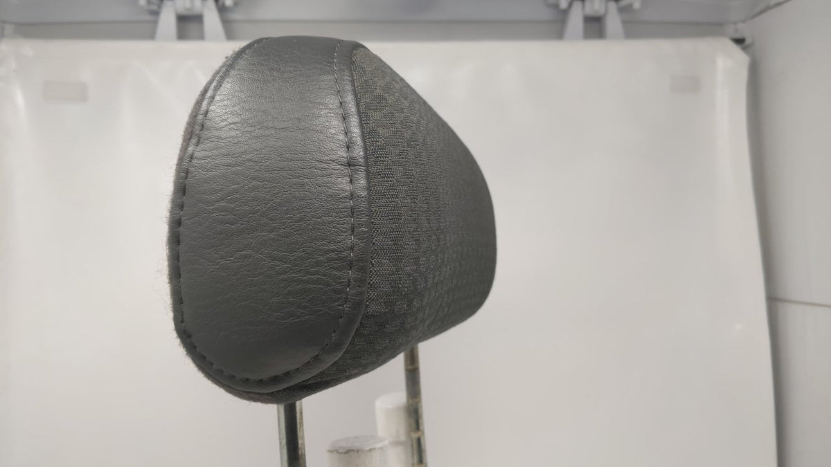 2002 Dodge Durango Headrest Head Rest Rear Center Seat - Oemusedautoparts1.com