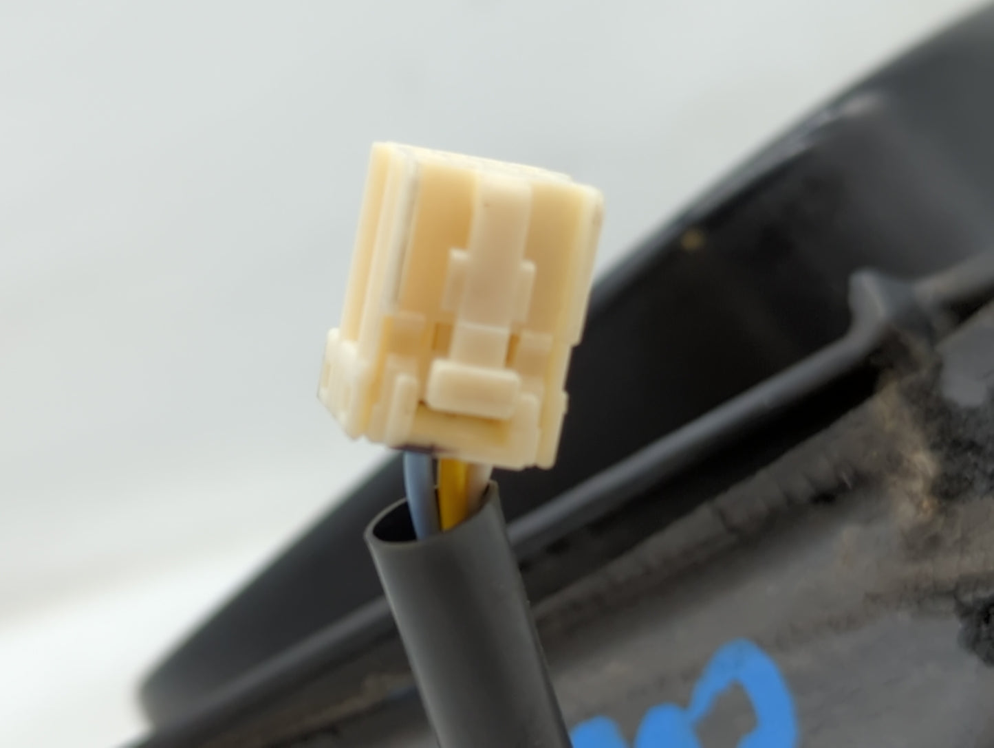 2001-2003 Dodge Durango Side Mirror Replacement Passenger Right View Door Mirror P/N:55154842 Fits Fits 2001 2002 2003 2004 