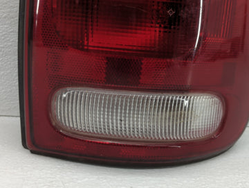 1998-2003 Dodge Durango Tail Light Assembly Passenger Right OEM P/N:955428 4576244 Fits OEM Used Auto Parts